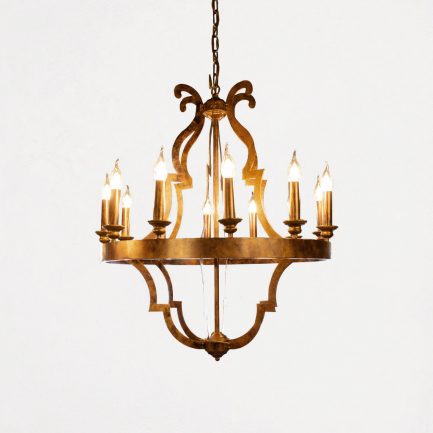 لوستر-رستیک-لاریسا