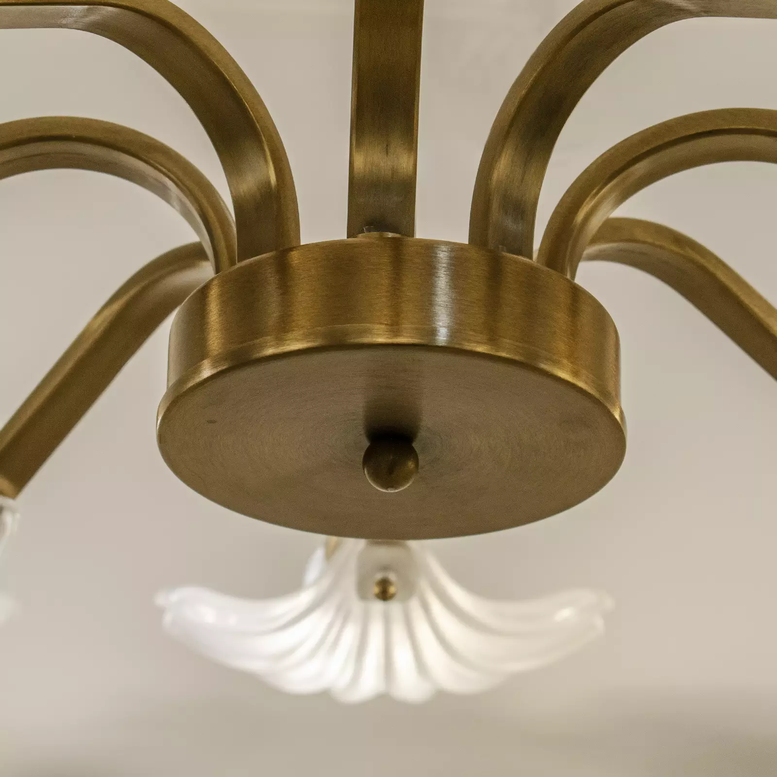 Modern-Crystal-Shell-Chandelier-D70 لوستر گرد کریستال صدف مدرن قطر 70