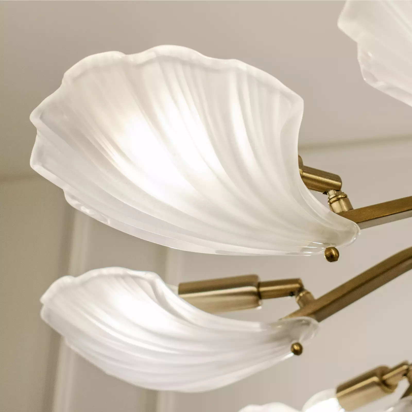 Modern-Round-Crystal-Chandelier-Diameter-70 لوستر گرد کریستال صدف مدرن 70