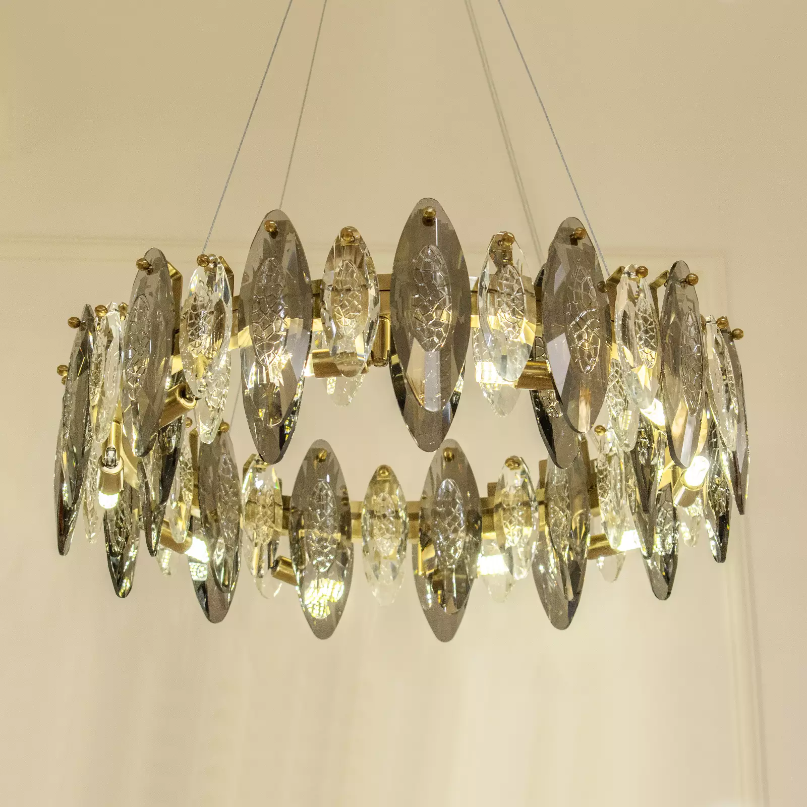 Setia-60-Round-Crystal-Glass-Chandelier لوستر گرد کریستالی ستیا 60