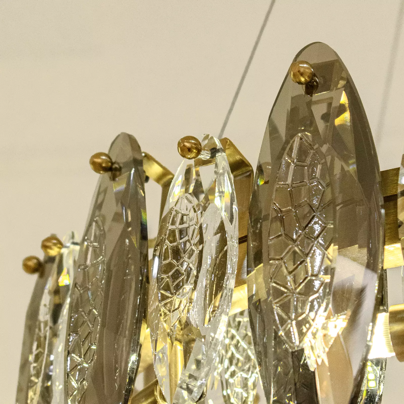 Setia-Chandelier-Oval-Crystals-Smoked-Clear کریستال لوستر گرد کریستالی ستیا 60