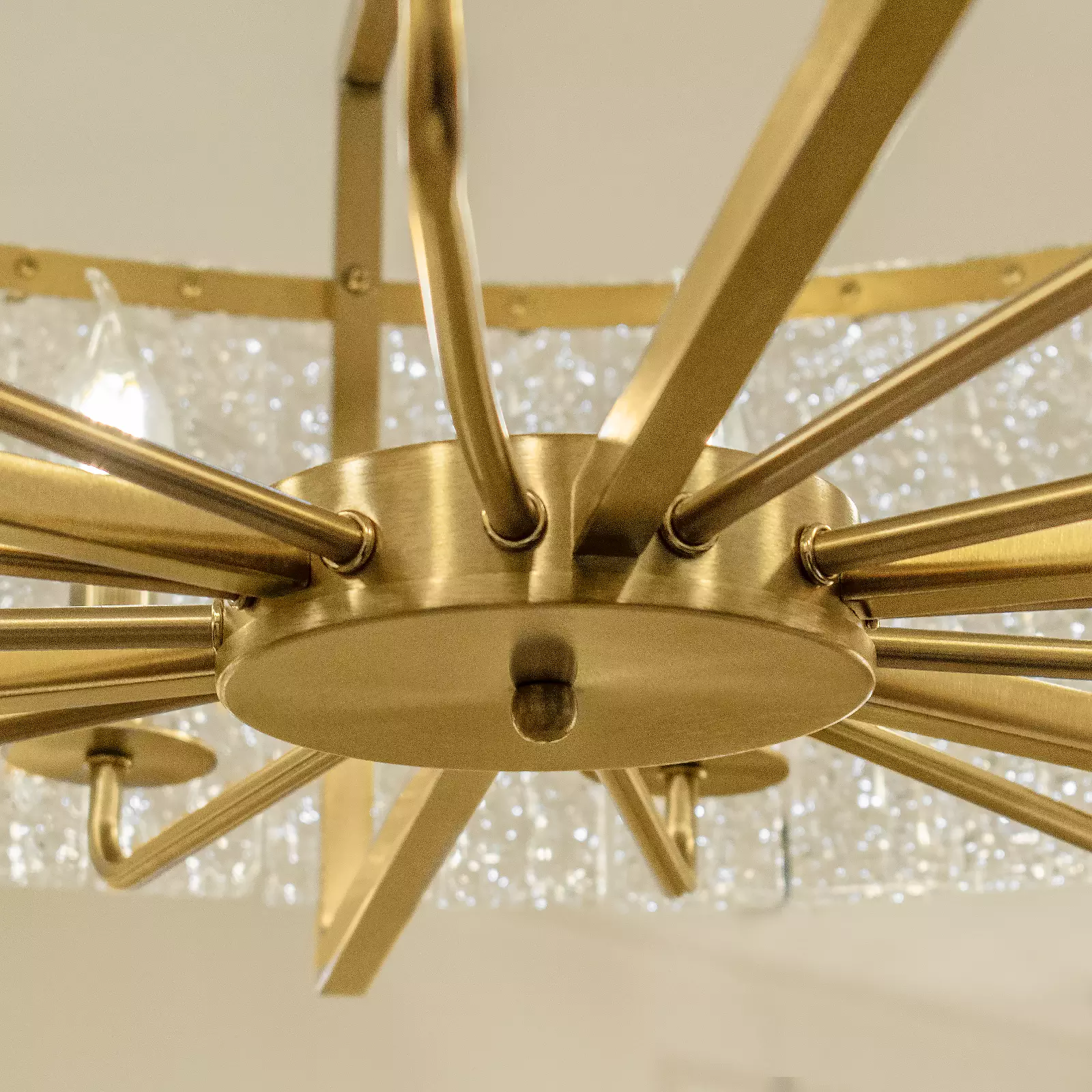 کریستال-بلوکه-شیشه-لوستر-طلایی-خش-دار بدنه طلایی لوستر گرد کریستالی دُرین 80