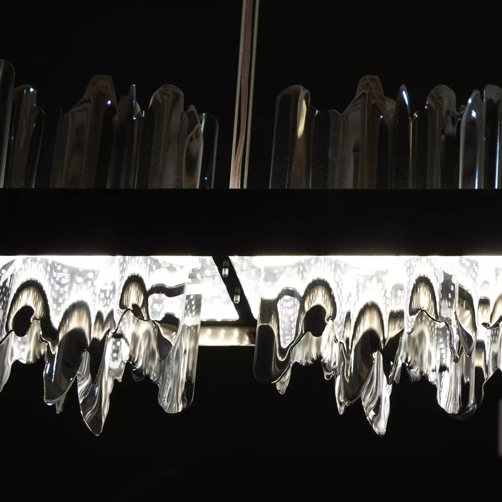 فلز براق لوستر آشپزخانه لاوا