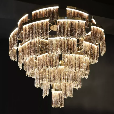 لوستر عظیم طبقاتی کوربت