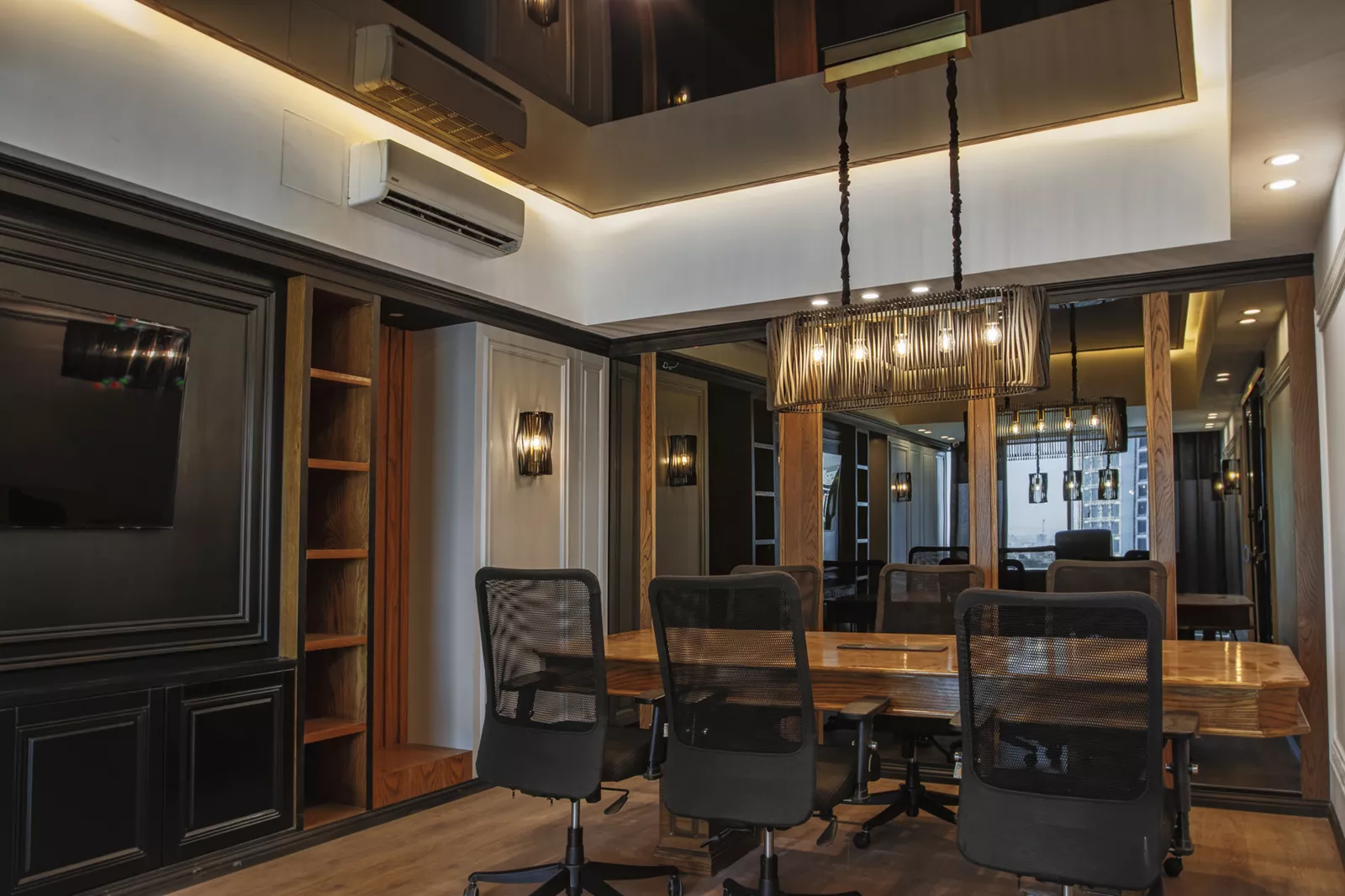 لوستر خطی برج اداری پاژ